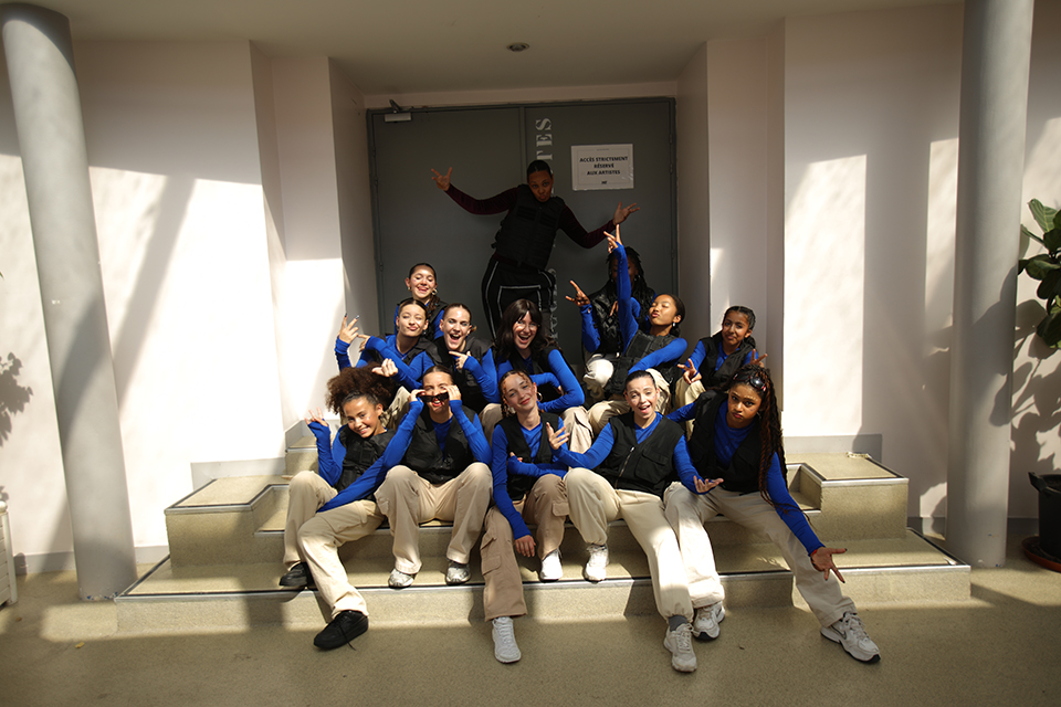 U_DANCE_SCHOOL_LOGES (6)