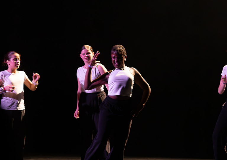 udanceschool_6E5A2329