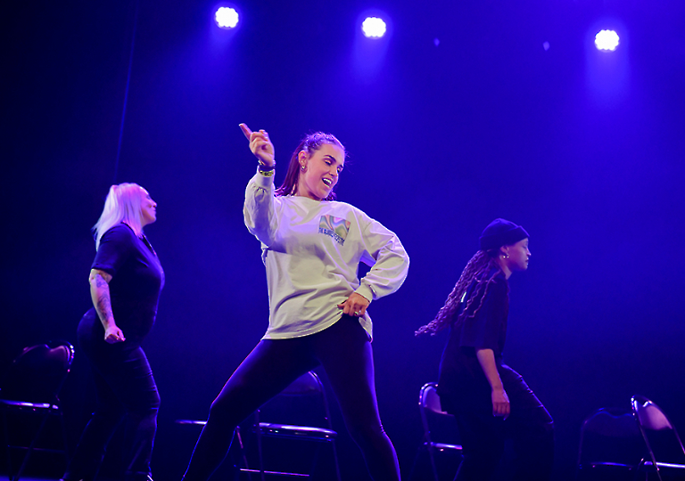 u_dance_school_profs (15)